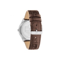 Tommy Hilfiger часовник