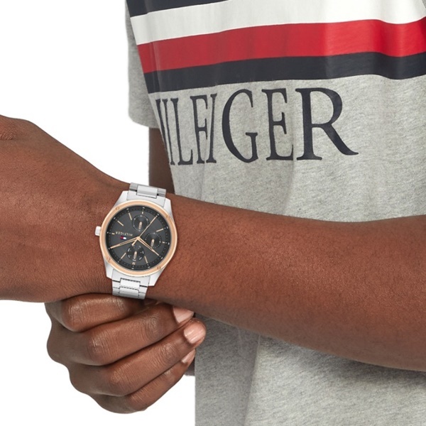 Tommy Hilfiger часовник