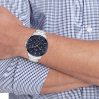 TOMMY HILFIGER часовник