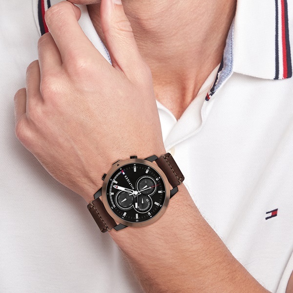 Tommy Hilfiger часовник