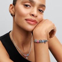 Disney x Pandora Талисман Завършване 2025