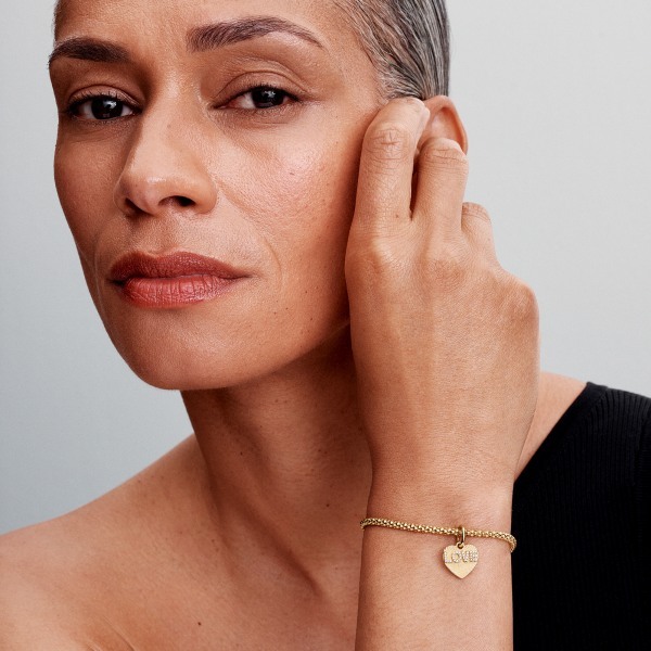 Pandora Висулка за гравиране Любовта ни свързва