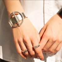 UNOde50 Гривна Volt Wagen