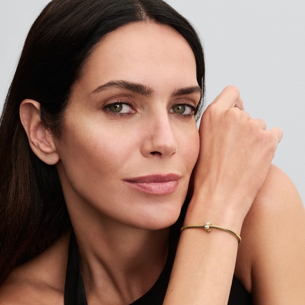 Pandora Клипс Докосване